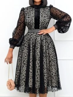 Women‘s Plus Size Curve Black Dress Easter Dress Crew Neck Lace Vacation Dress Solid Color Long Sleeve Fall Winter Prom Dress Midi Dress